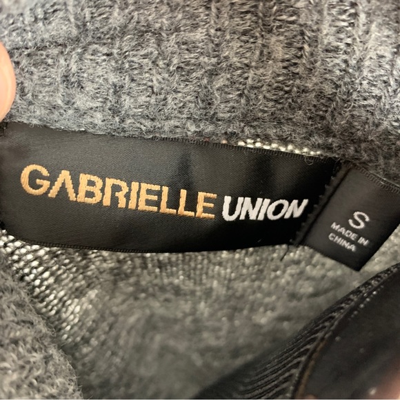 NWT Bold Shoulder Sweater Dress Gabrielle Union Collection NY&C Size Small - Picture 9 of 12